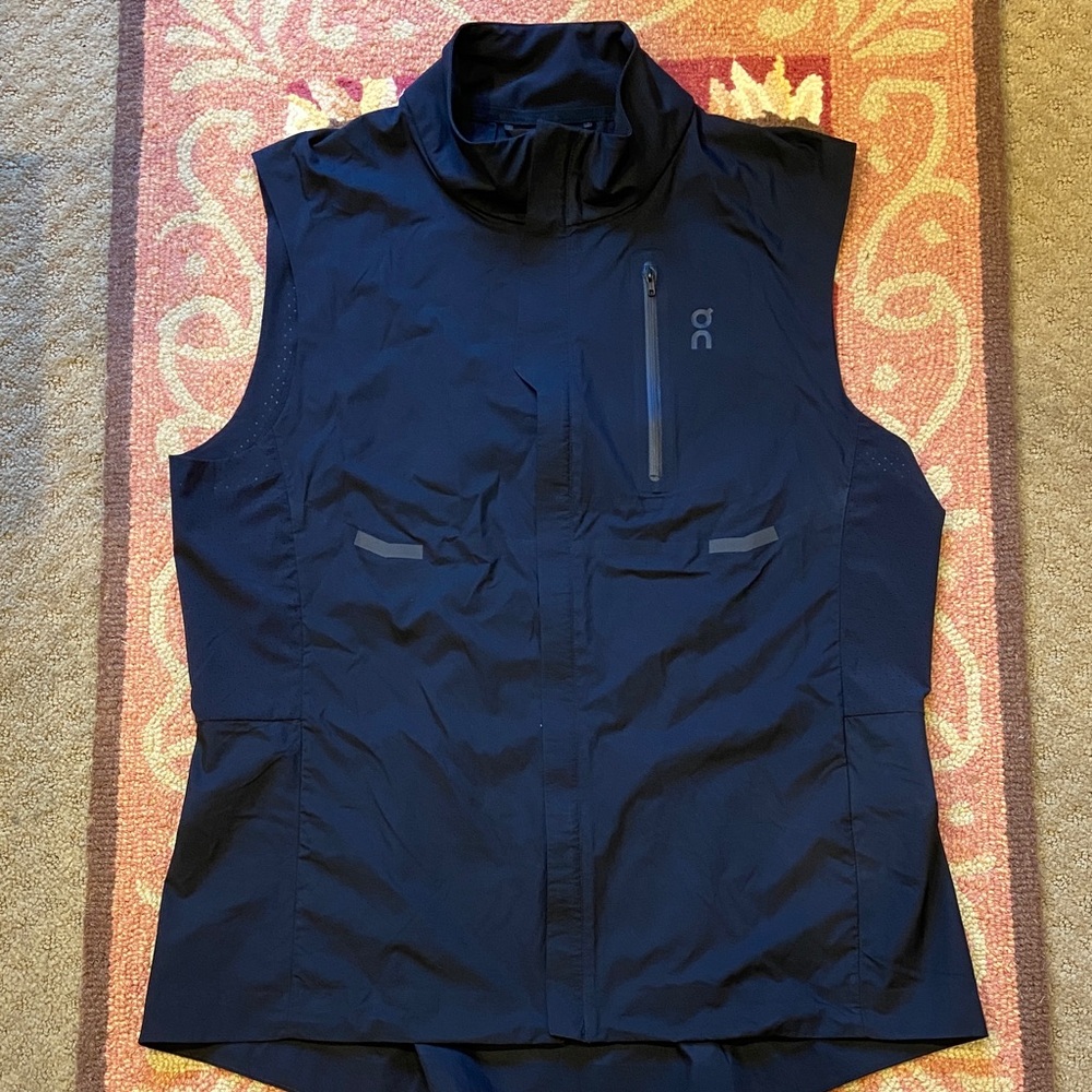 On Running Black Women's Weather Vest